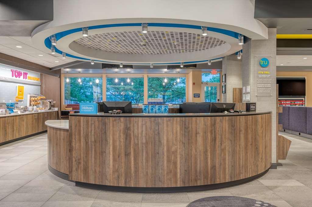Отель Tru By Hilton Indianapolis Lawrence, In Интерьер фото